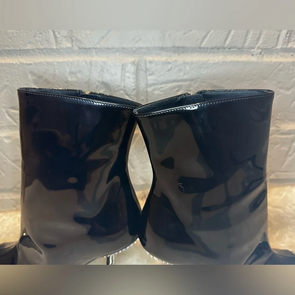 New Dolce & Gabbana Patent Leather Crystal Toe Booties Size 36.5